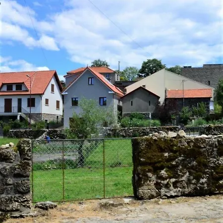 Проживание в семье Just