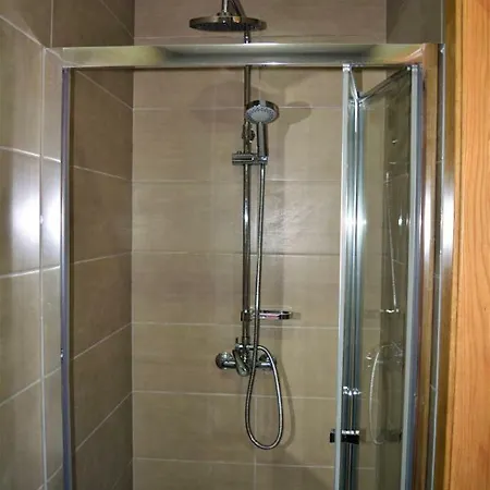 Just Проживание в семье Каштру-Лаборейру