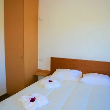 Проживание в семье Just Каштру-Лаборейру